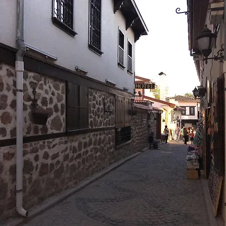 Angora Inn